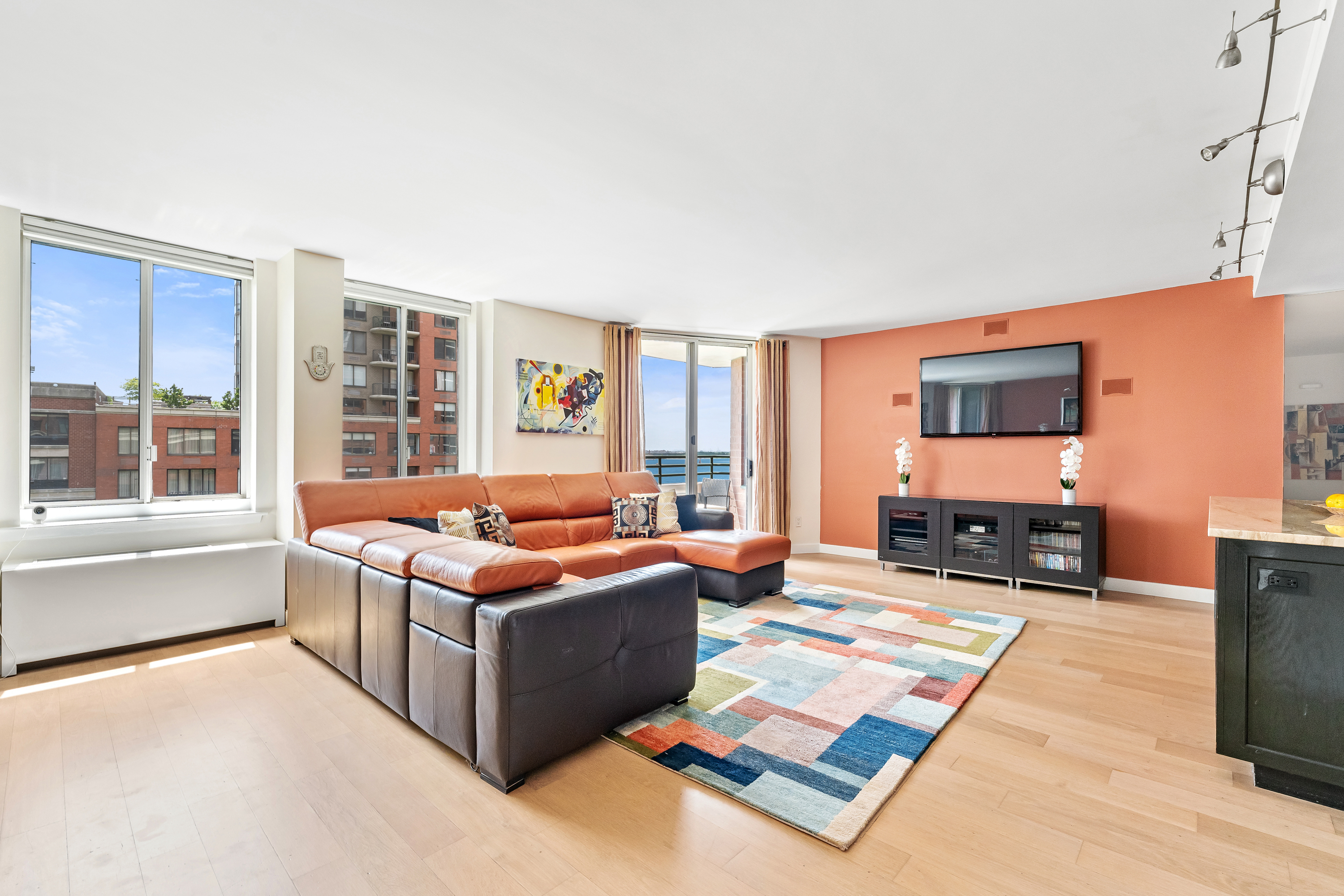 333 Rector Place, Unit 909 Manhattan, NY 10280 - Photo 4 of 19