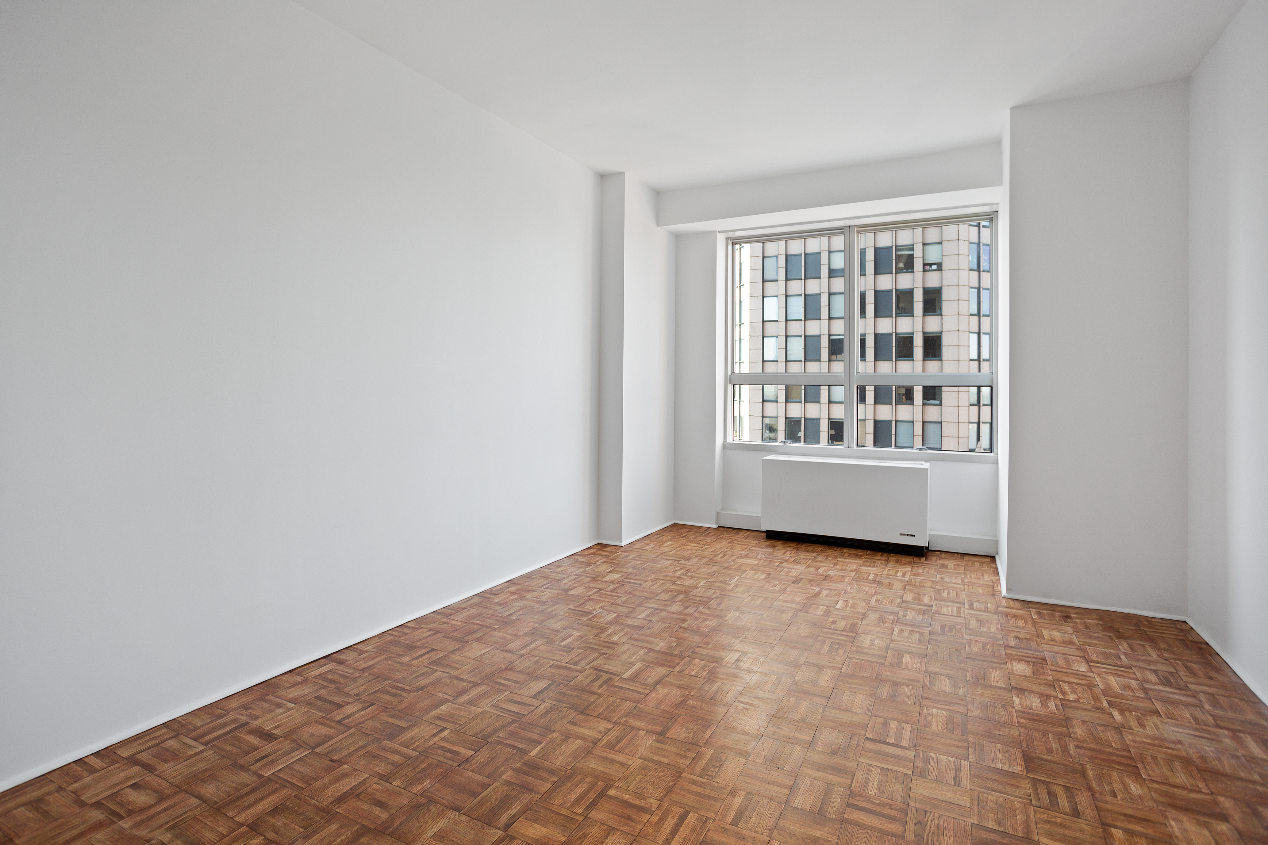 146 West 57th Street, Unit 62F Manhattan, NY 10019 - Photo 9 of 11