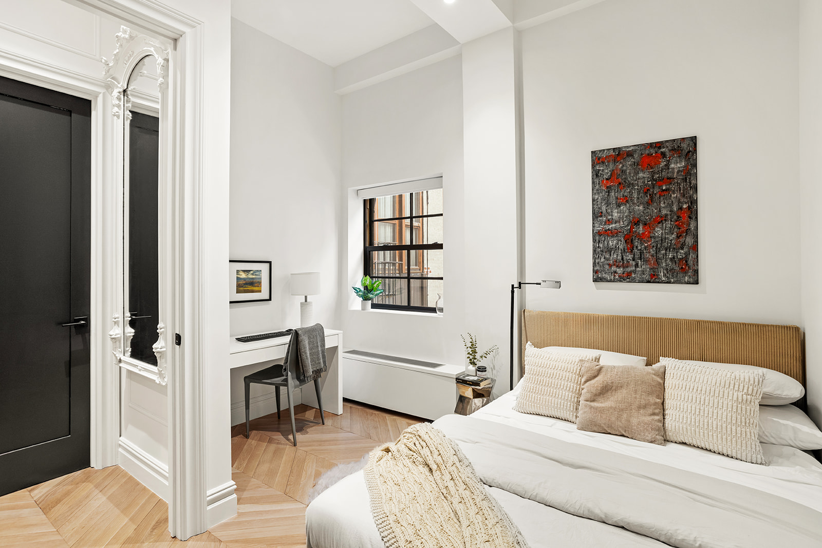 33 West 67th Street, Unit 4M Manhattan, NY 10023 - Photo 8 of 11