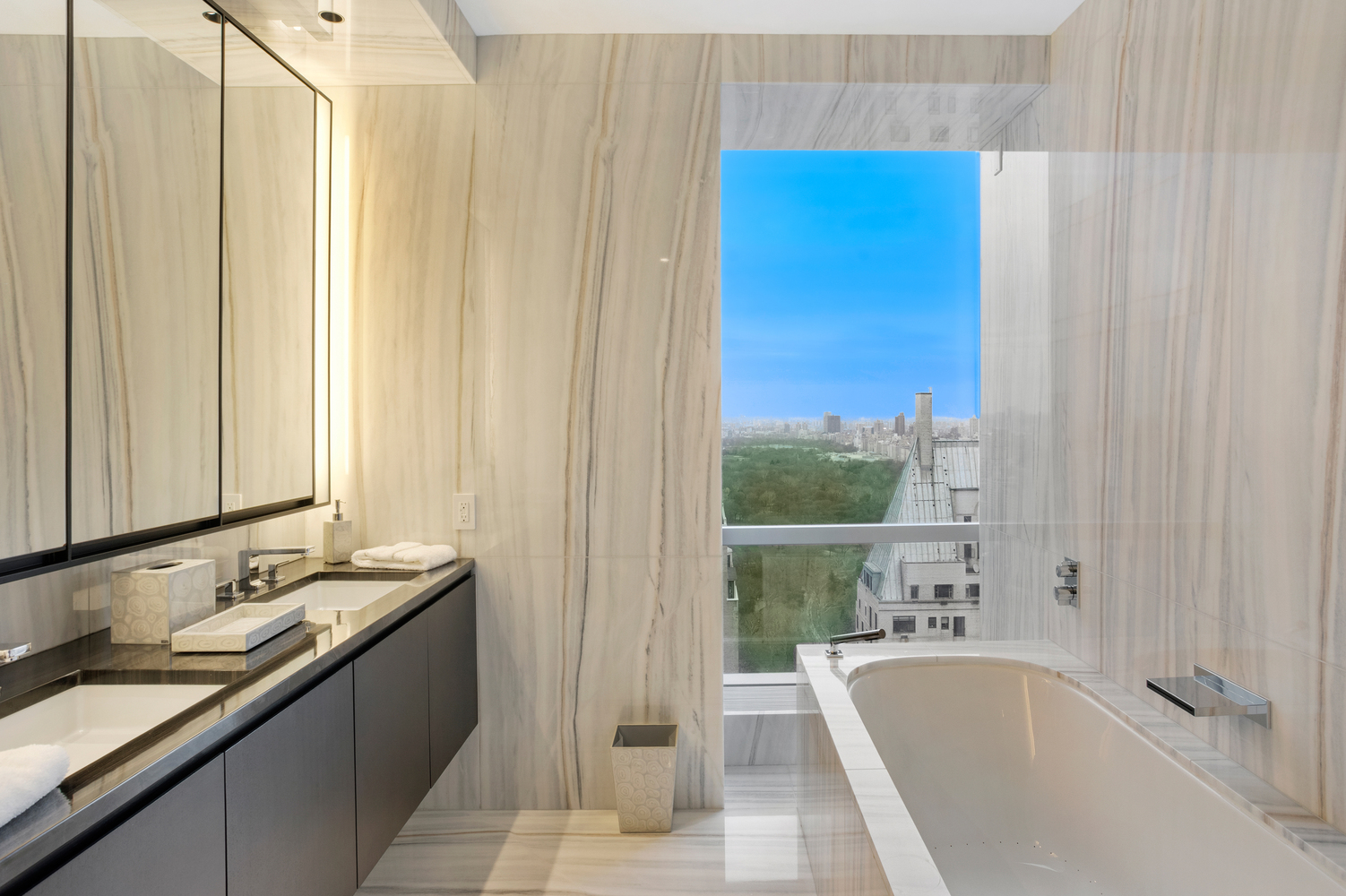 157 West 57th Street, Unit 46C Manhattan, NY 10019 - Photo 13 of 19