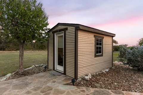 $1,285,000 | 309 Hacienda Place, Dripping Springs, TX 78620