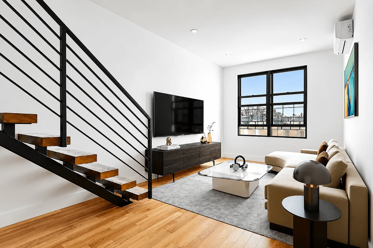 1270 Hancock Street, Unit 4B Brooklyn, NY 11221 - Photo 2 of 7