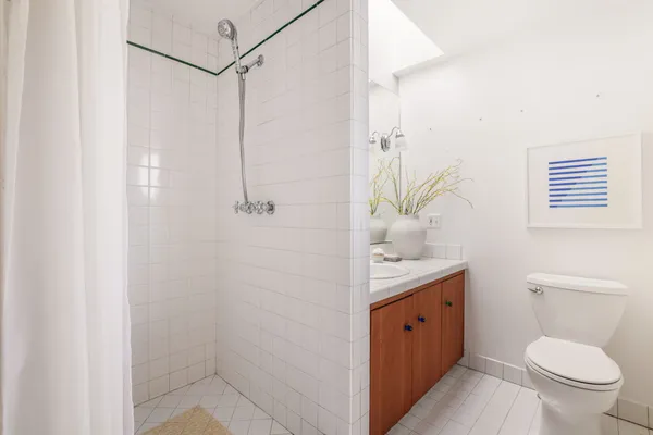 $2,495,000 | 3746 Ocean View Avenue, Los Angeles, CA 90066