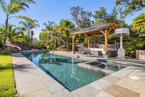 $6,000,000 | 220 Deer Park Avenue, San Rafael, CA 94901