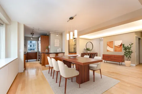 $2,399,999 | 411 East 53rd Street, Unit 19D | Sutton Place