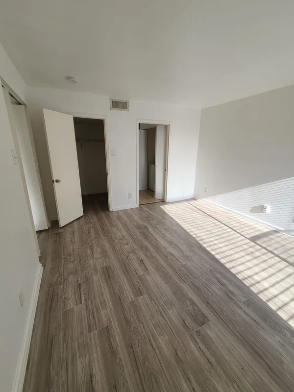 $69,000 | 2822 South Bartell Drive, Houston, TX 77054