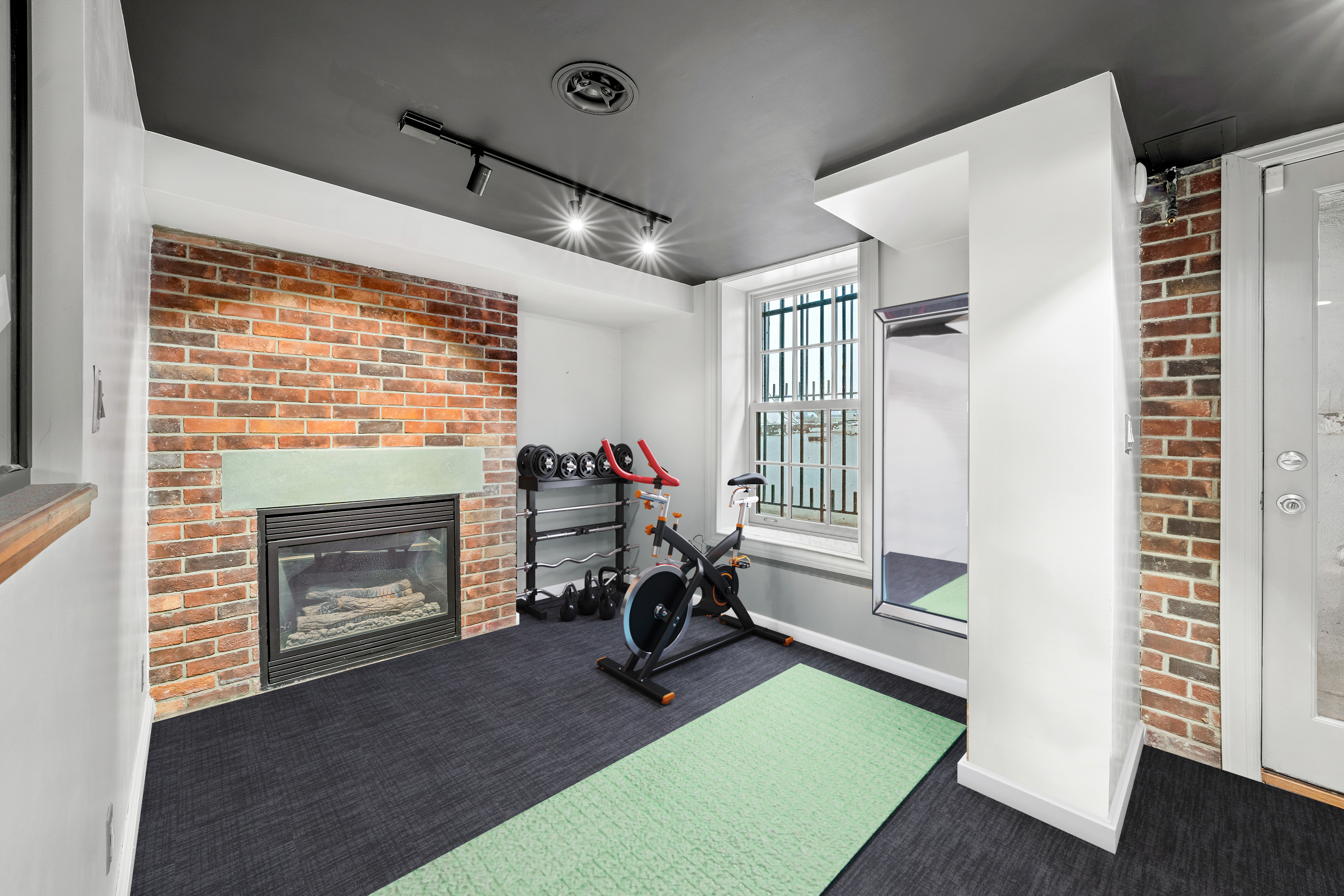 58 Downing Street Manhattan, NY 10014 - Photo 15 of 18