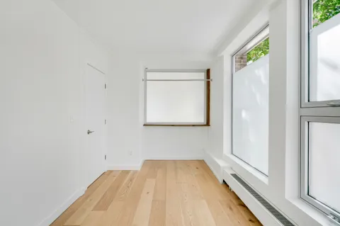 $999,000 | 69 Berry Street, Unit L1 | Williamsburg