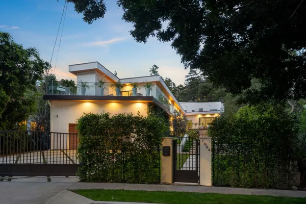 $4,100,000 | Laurel Canyon Road, Los Angeles, CA 90046