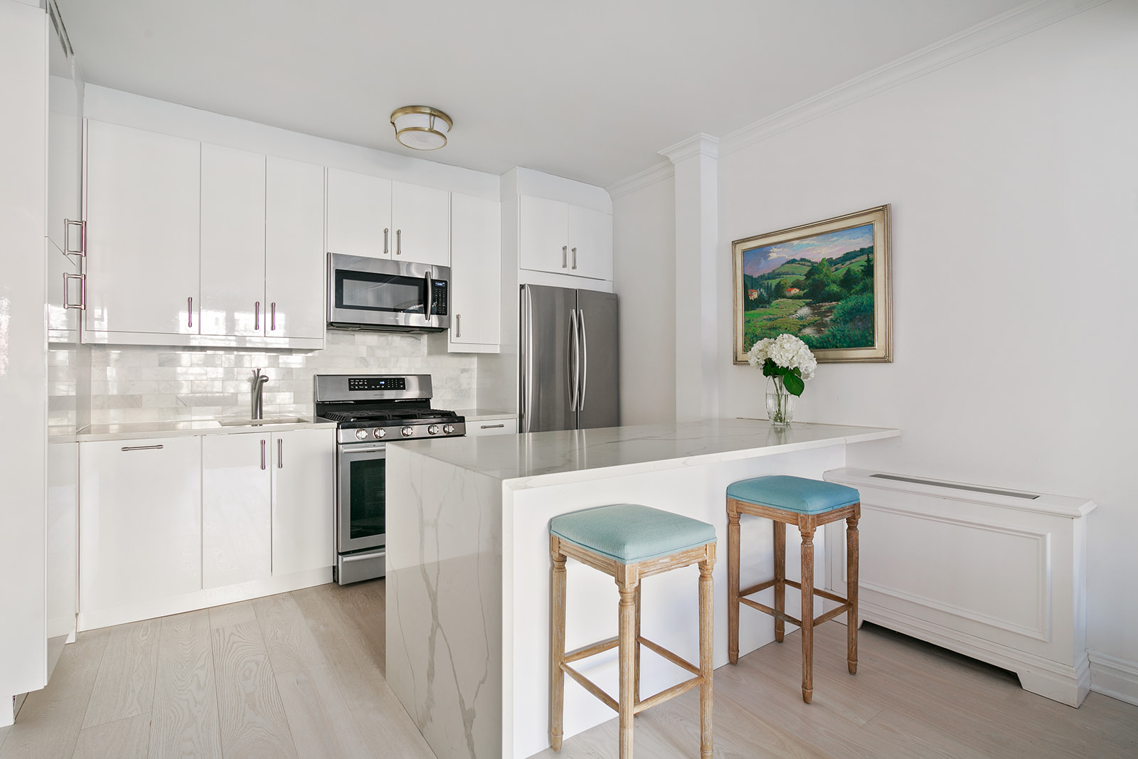 64 East 94th Street, Unit 4C Manhattan, NY 10128 - Photo 3 of 9