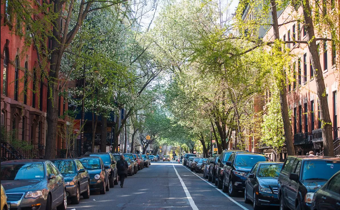 206 East 7th Street, Unit 5 Manhattan, NY 10009 - Photo 5 of 8