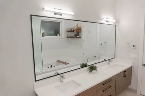 $960,000 | 940 North Wolcott Avenue, Unit 1, Chicago, IL 60622