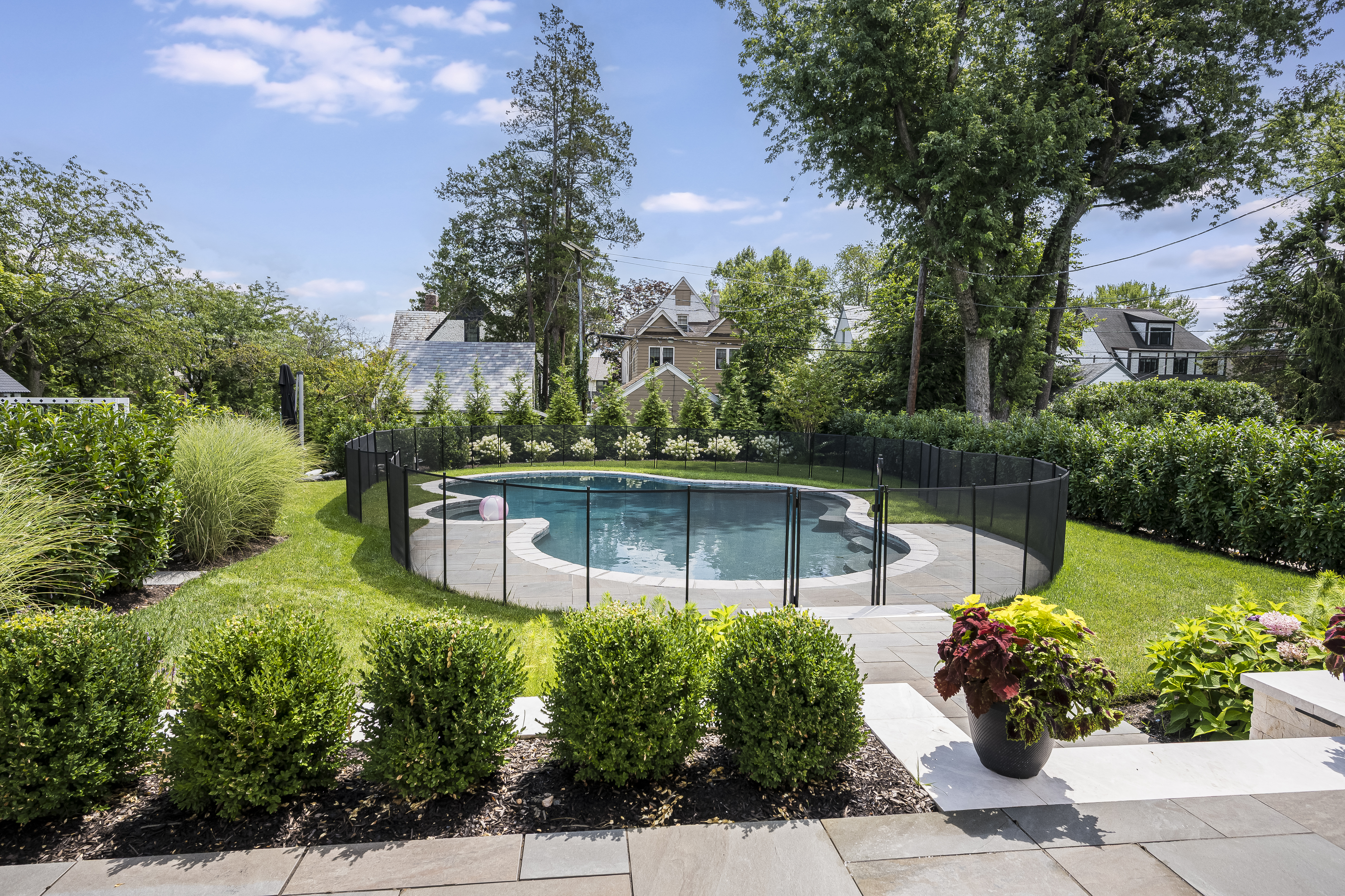 495 Ridgewood Avenue Glen Ridge, NJ 07028 - Photo 60 of 70 Gallery Image 60