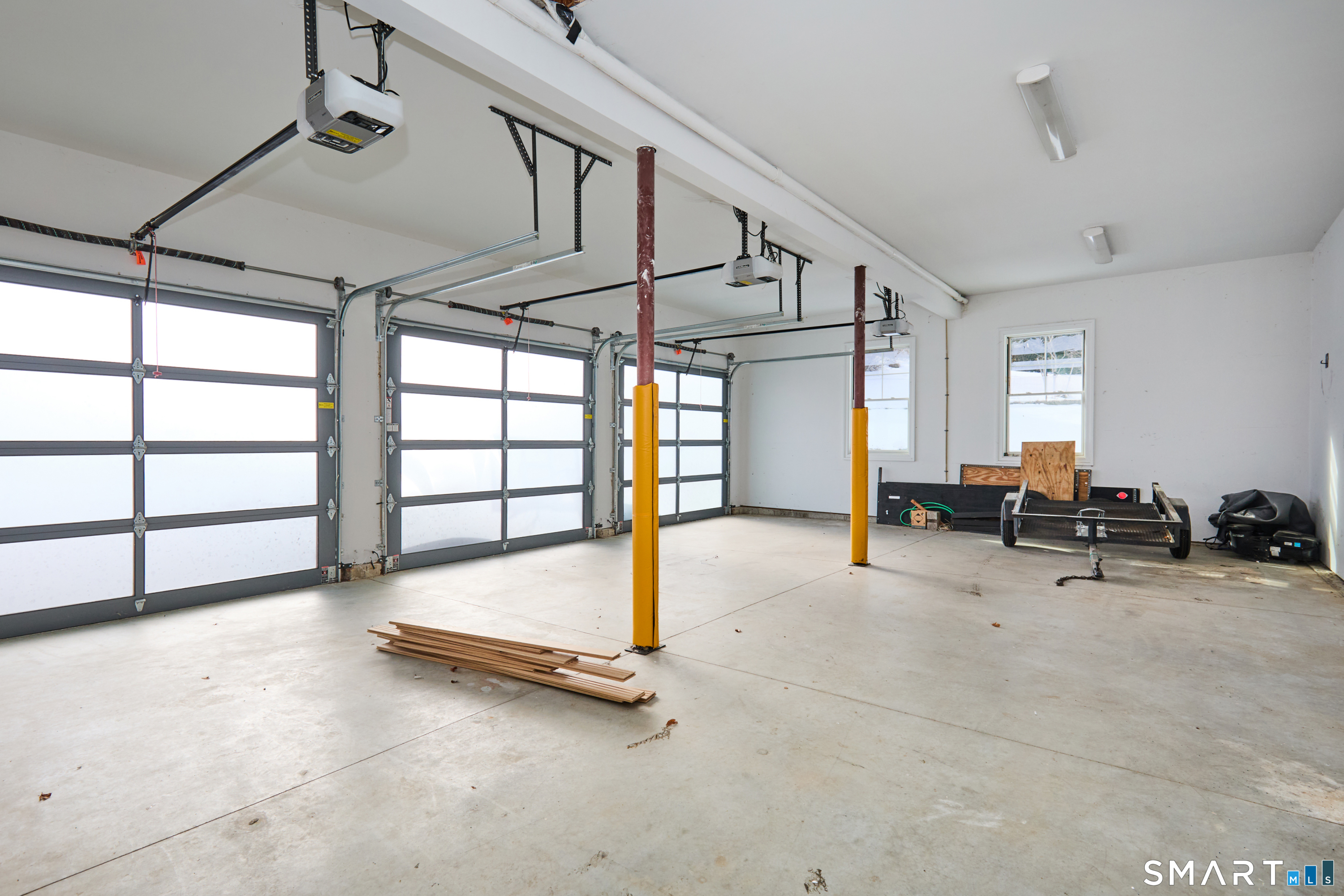 70 Meadow Ridge Road Fairfield, CT 06890 - Photo 33 of 40