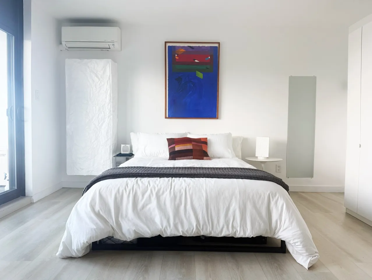 $575,000 | 25-40 Shore Boulevard, Unit 3P | Astoria