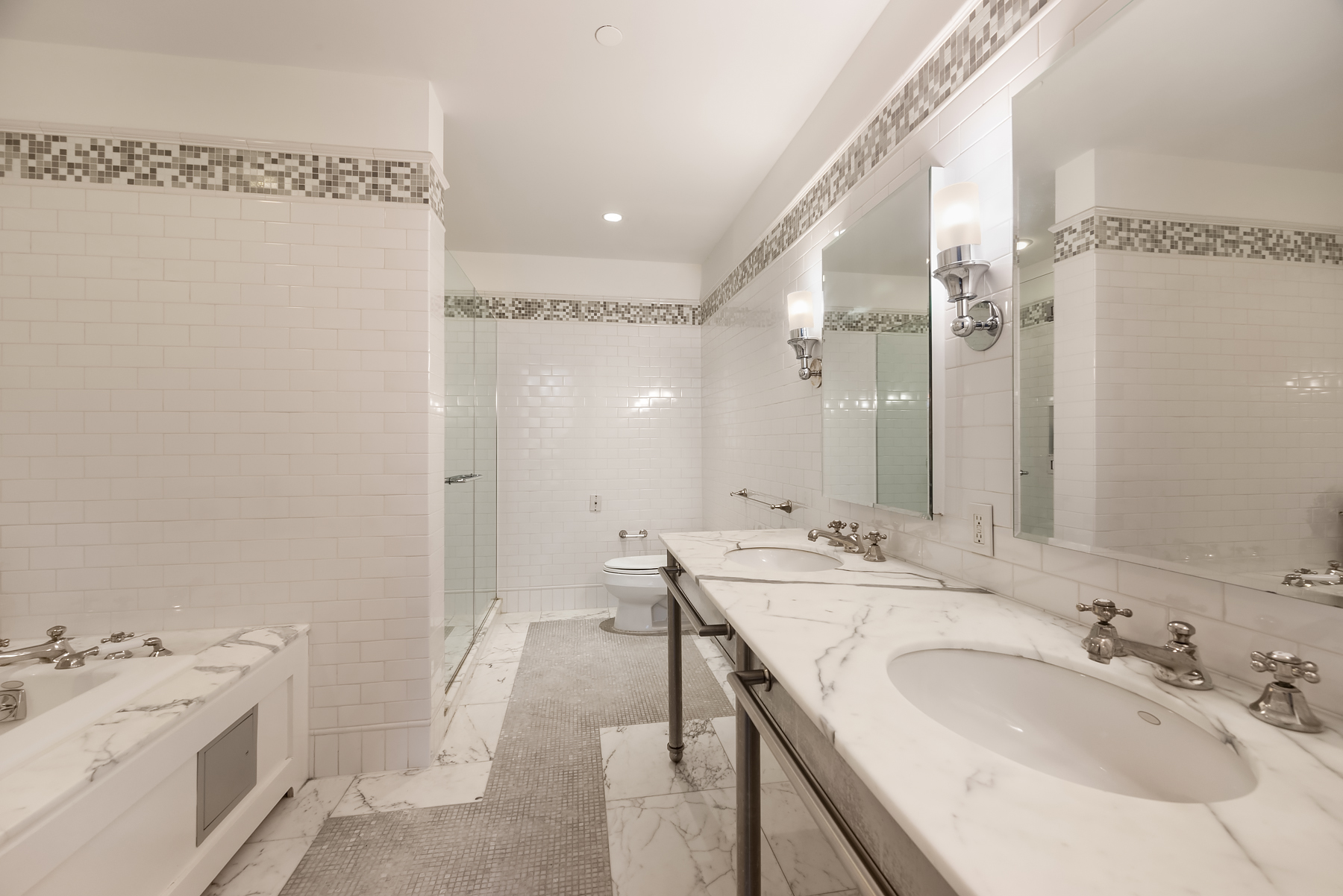 161 Grand Street, Unit 3B Manhattan, NY 10013 - Photo 7 of 11