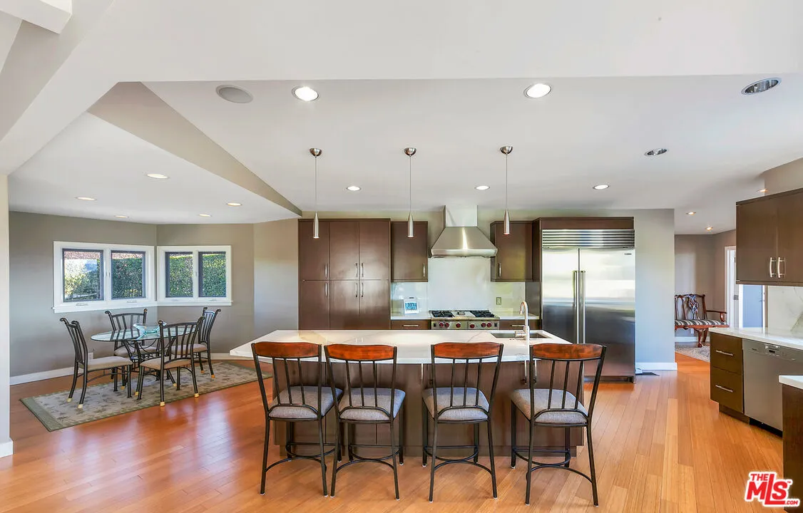 $2,590,000 | 3921 Cody Road, Sherman Oaks, CA 91403