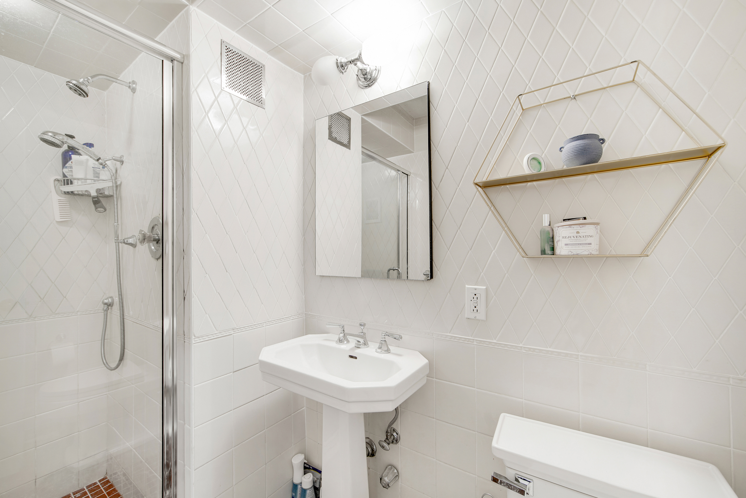 301 East 48th Street, Unit 5D Manhattan, NY 10017 - Photo 9 of 15