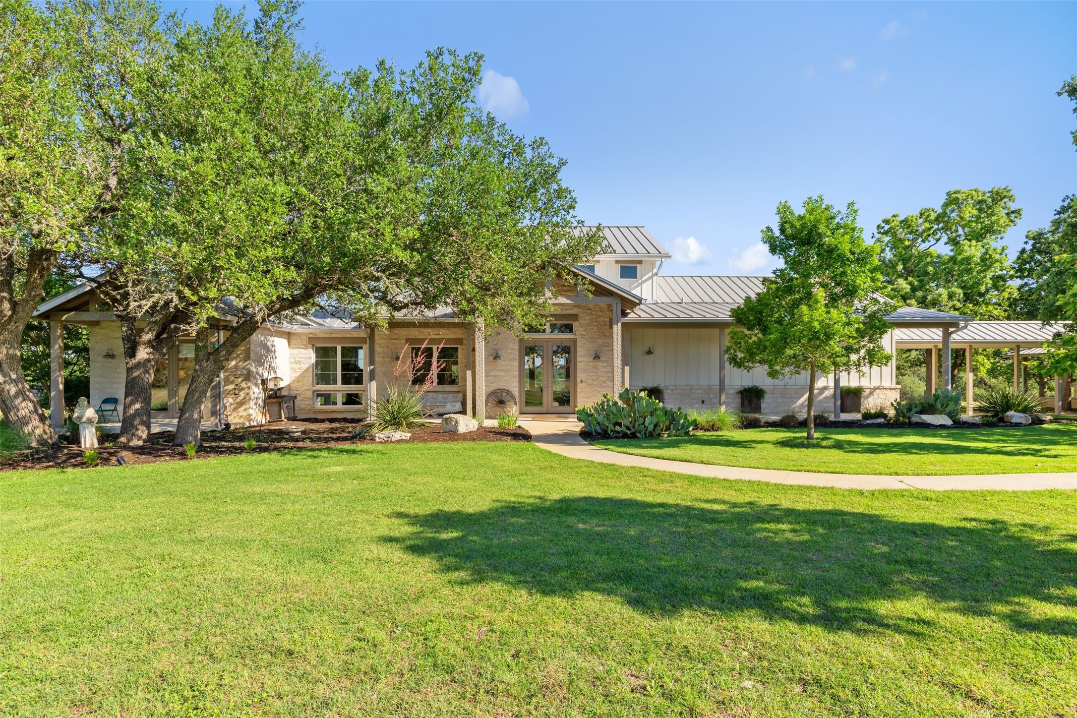 3870B Creek Road Dripping Springs, TX 78620 - Photo 10 of 40 Gallery Image 10