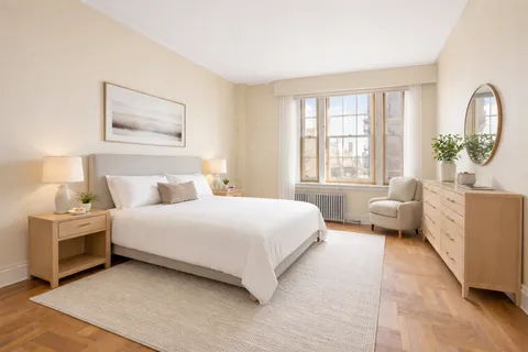 $700,000 | 30 Sutton Place, Unit 12E | Sutton Place