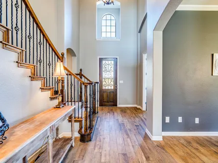 $870,000 | 100 Empire Court, Austin, TX 78737