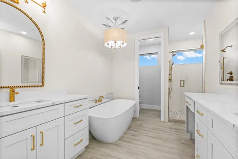 $3,950,000 | 422 South Ocean Drive, Hutchinson Island, FL 34949