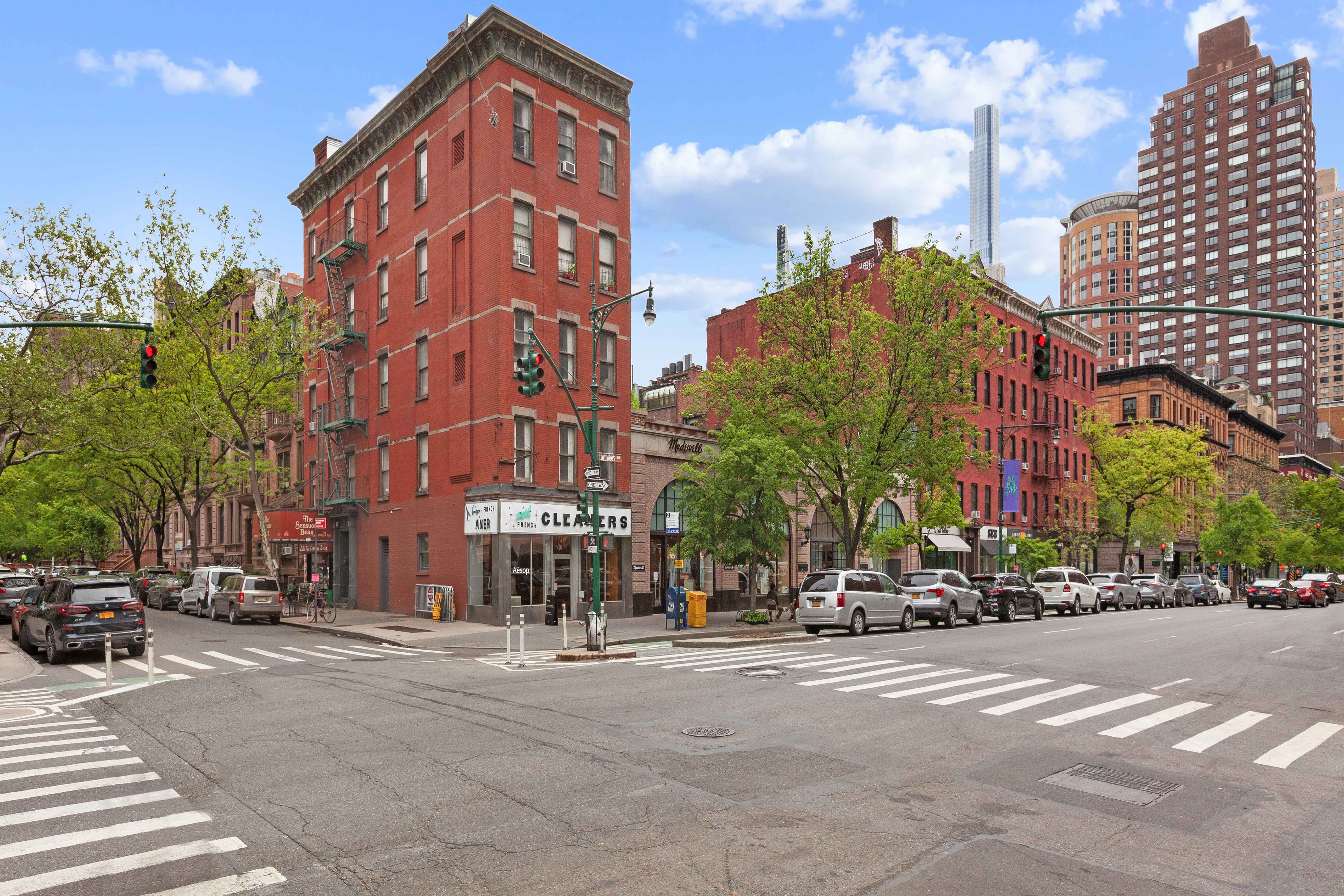 120 West 70th Street, Unit 8A Manhattan, NY 10023 - Photo 12 of 14