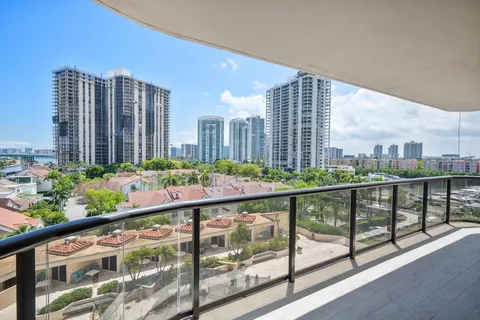 $515,000 | 19667 Turnberry Way, Unit 7B, Aventura, FL 33180