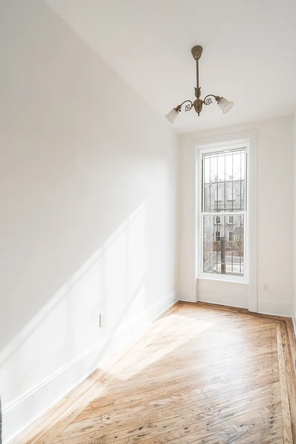 $6,950 | 670 Macon Street, Unit 2 | Bedford-Stuyvesant