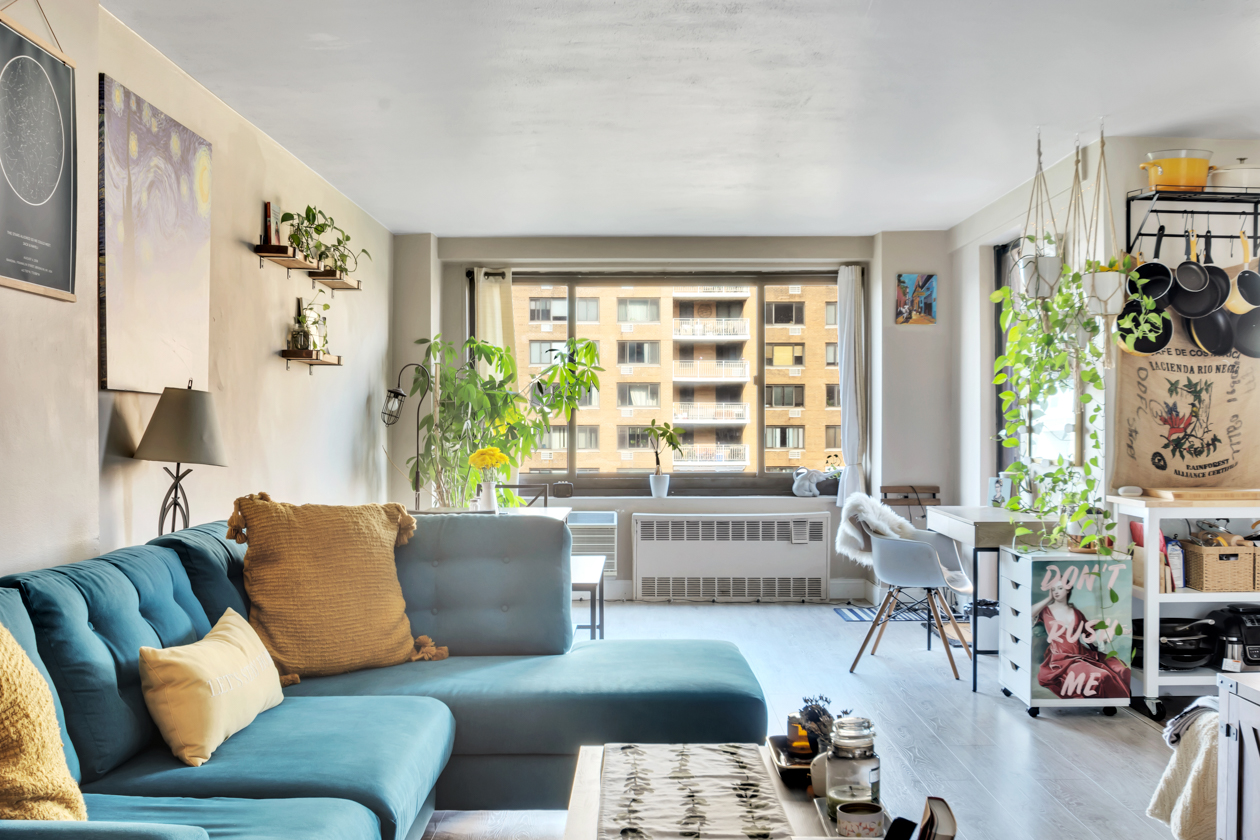 185 Hall Street, Unit 816 Brooklyn, NY 11205 - Photo 2 of 10