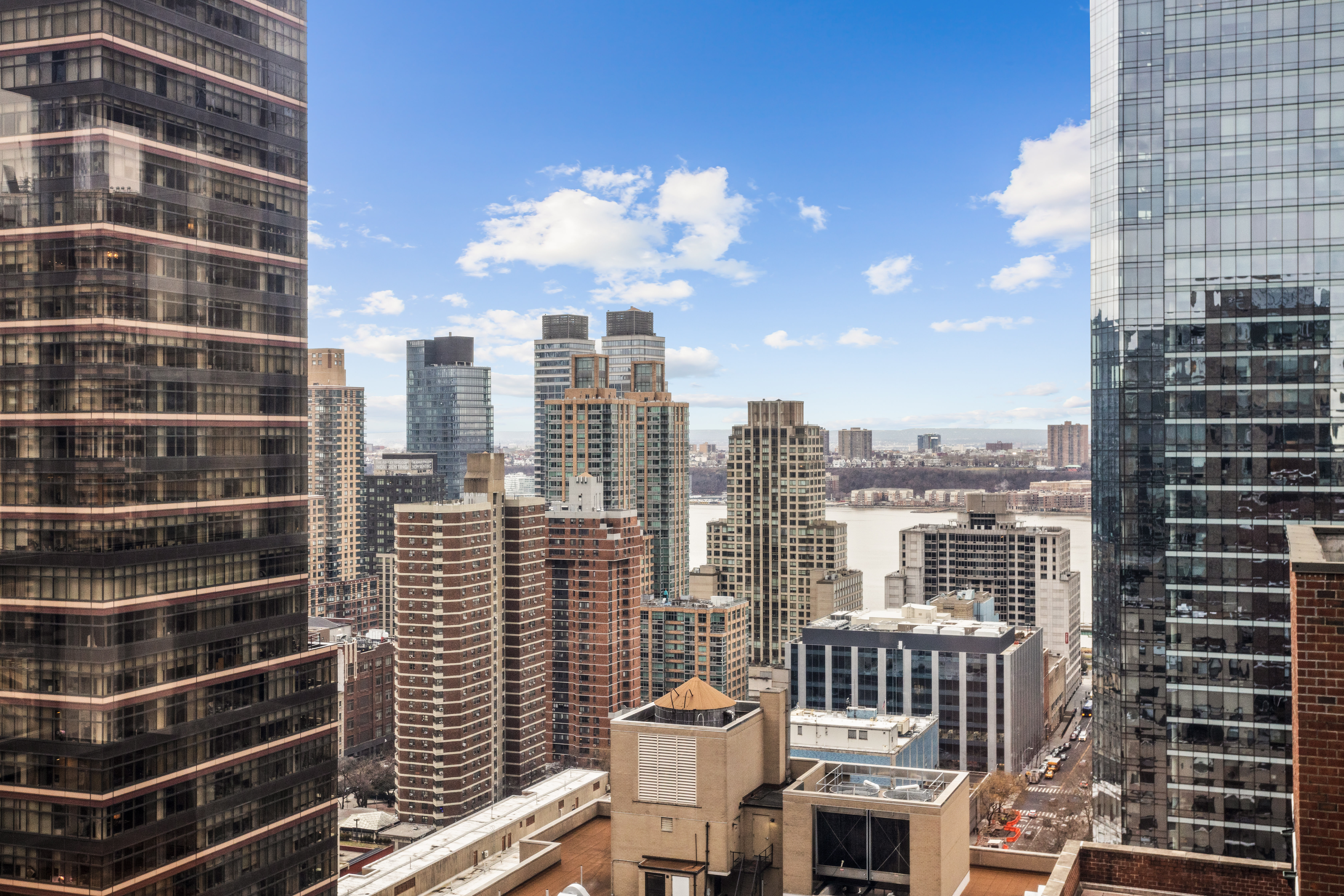 1965 Broadway, Unit 27E Manhattan, NY 10023 - Photo 25 of 27