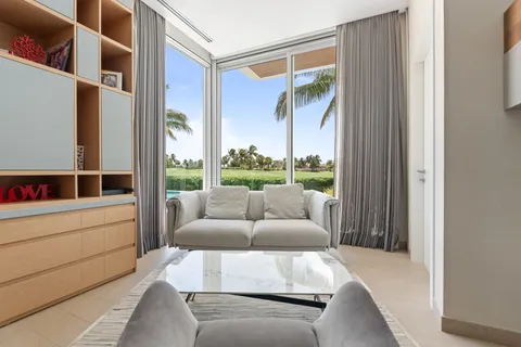 $10,500,000 | 3939 Country Club Lane, Fort Lauderdale, FL 33308