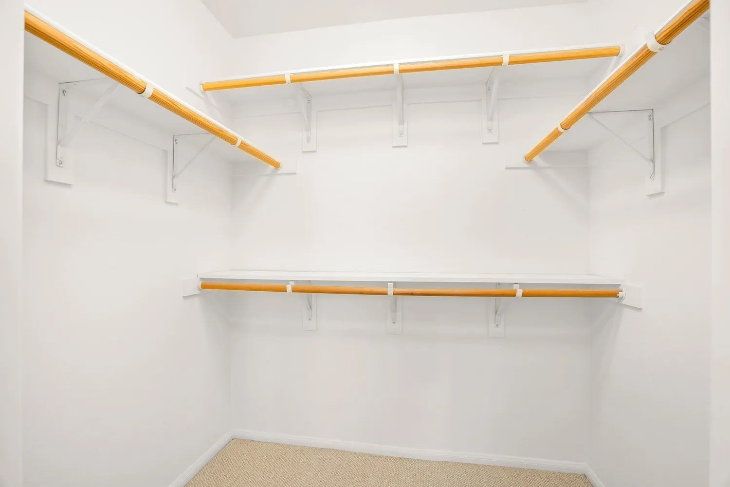 $649,000 | 4060 Glencoe Avenue, Unit 228, Marina del Rey, CA 90292