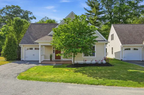 Contact Agent | Cheevers Path, Bedford, MA 01730