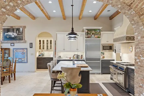 $6,999,000 | 418 Cattle Trail Drive, Dripping Springs, TX 78620