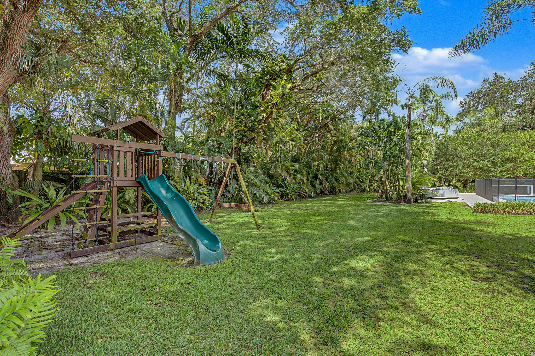 5790 Southwest 96th Street Pinecrest, FL 33156 - Photo 31 of 38