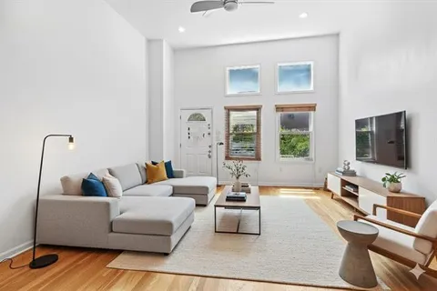 $7,000 | 199 9th Street, Jersey City, NJ 07302