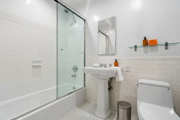 $4,495 | 73 Gold Street, Unit 3 | Vinegar Hill