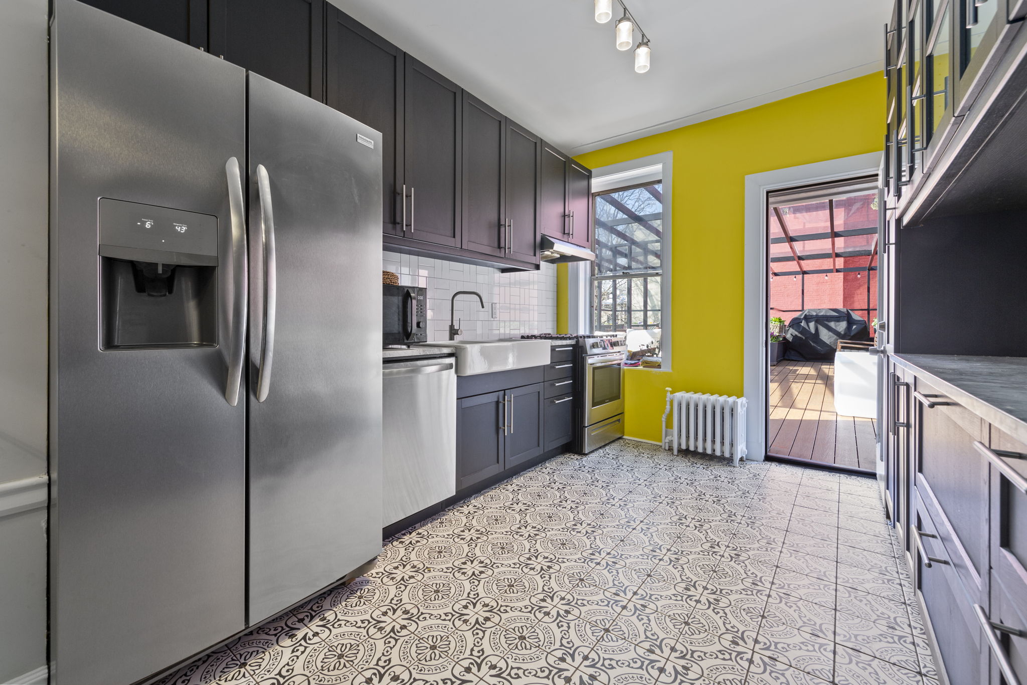 901 Saint Marks Avenue, Unit TRIPLEX Brooklyn, NY 11213 - Photo 16 of 34