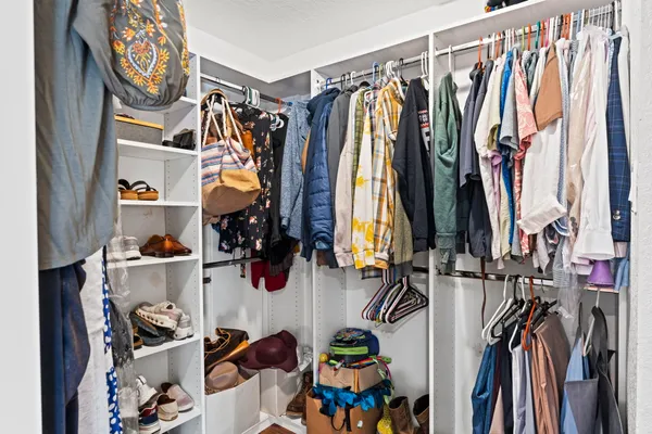 $575,000 | 390 Nora Avenue, Merritt Island, FL 32952