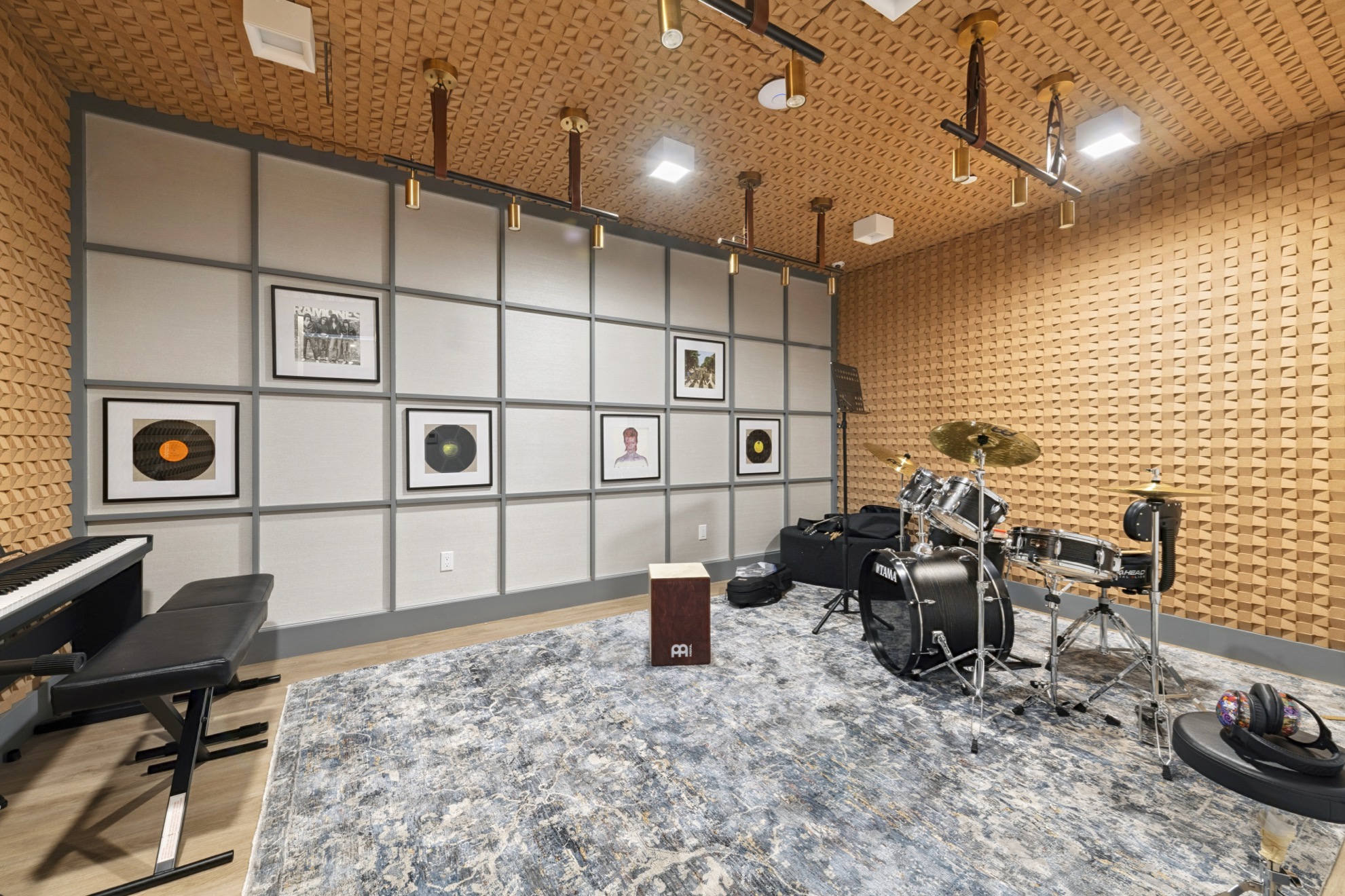 251 West 91st Street, Unit 11B Manhattan, NY 10024 - Photo 24 of 28 a view of a workspace with furniture