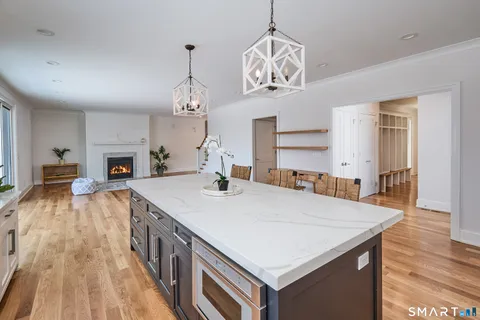 $3,000,000 | 70 Meadow Ridge Road, Fairfield, CT 06890