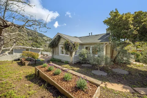 $3,680,000 | 40 Laurel Avenue, Stinson Beach, CA 94970