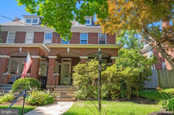 $5,495 | 3808 Veazey Street Northwest, Washington, DC 20016