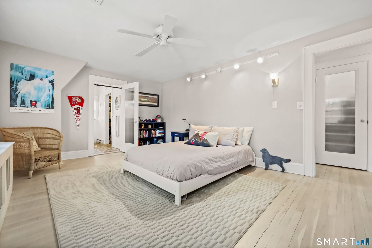 164 Wakeman Road Fairfield, CT 06824 - Photo 22 of 39