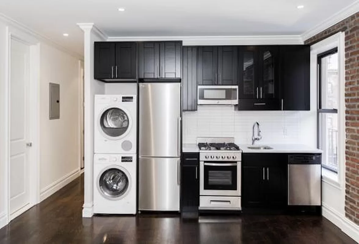 170 West 83rd Street, Unit 4E Manhattan, NY 10024 - Photo 1 of 9