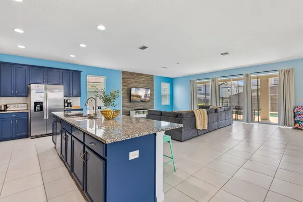 $734,900 | 9042 Sunshine Ridge Loop, Kissimmee, FL 34747