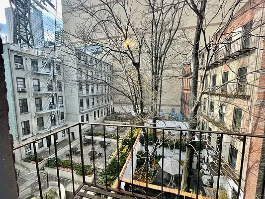 $2,700 | 1105 1st Avenue, Unit 9 | Lenox Hill