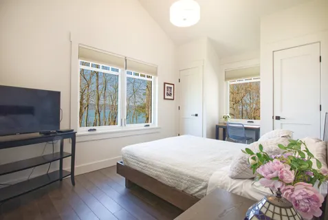 $5,000,000 | 30 Half Moon Lane, Unit Undisclosed, Irvington, NY 10533