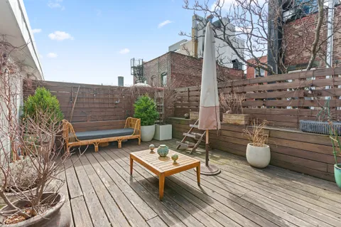 $2,050,000 | 214 East 9th Street, Unit PH4D | East Village